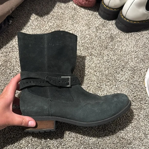 Done wear anymore - Picture 2 of 4